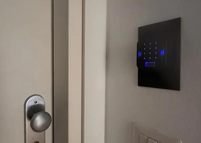 Room Lägenhet *