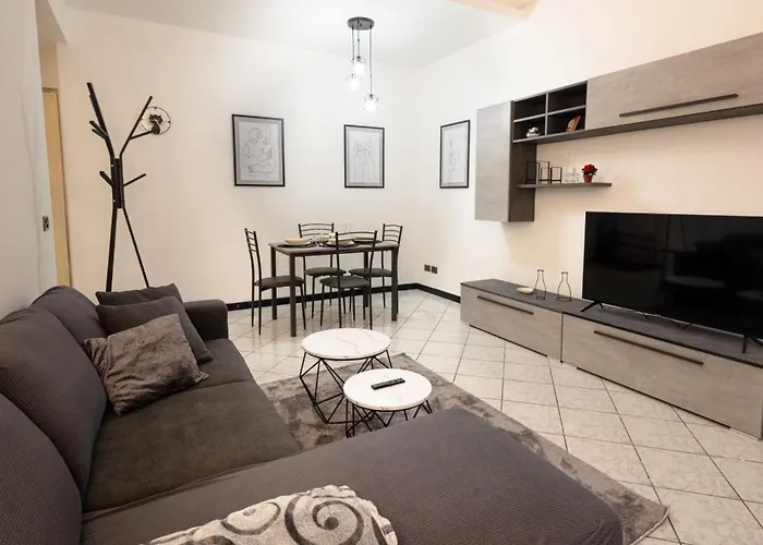 New Milan-oh My House! Daire *