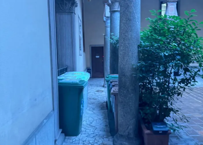 Casa de hóspedes Real Duomo Palace Mono De Luxe 3*