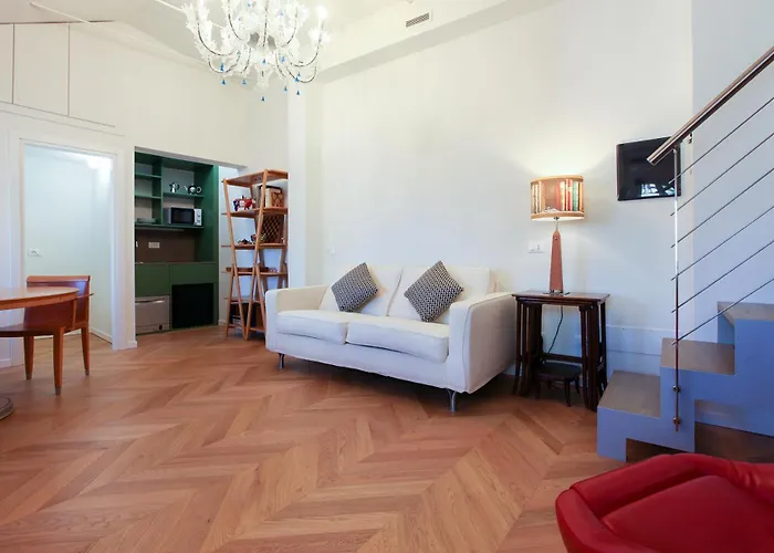 Apartment Design Nel Quadrilatero Della Moda Milan