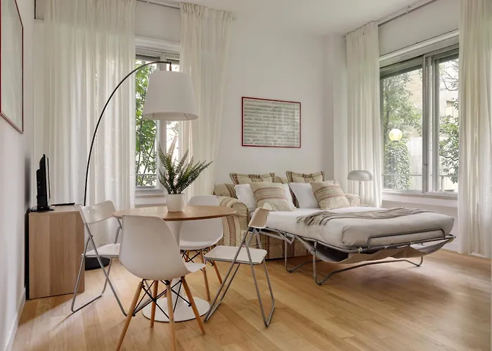 Apartment Joivy Stylish Near Pinacoteca Brera