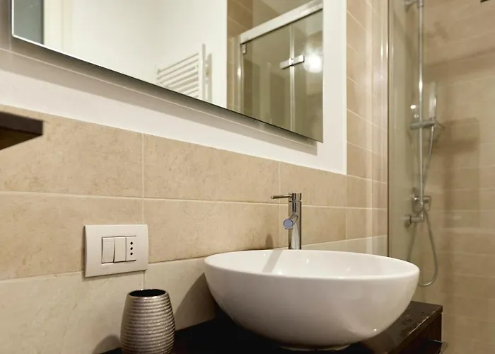Cadorna Cityview Flat - Strategic Position In The Middle Of The Square Апартаменты Милан