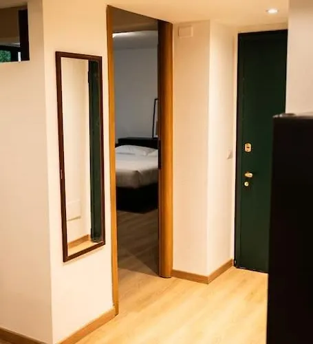 Fee4me Elegant Navigli Appartement