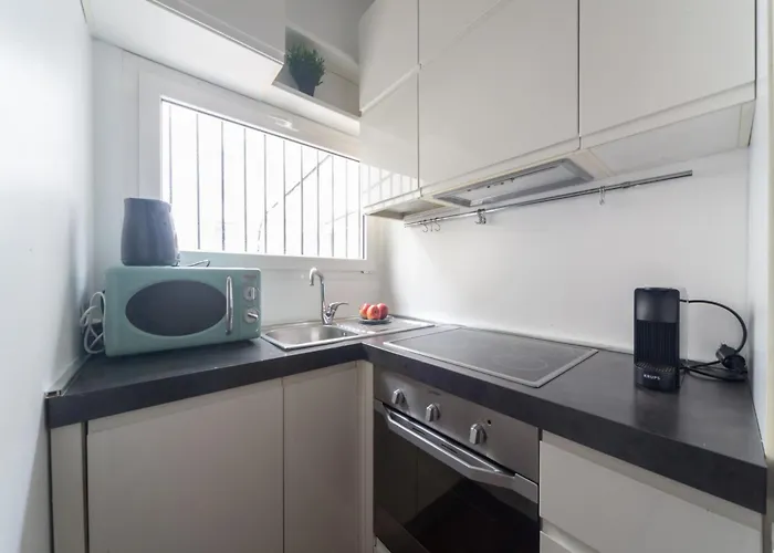 The Rent - One-bedroom With A Terrace In Corso Sempione Lägenhet *
