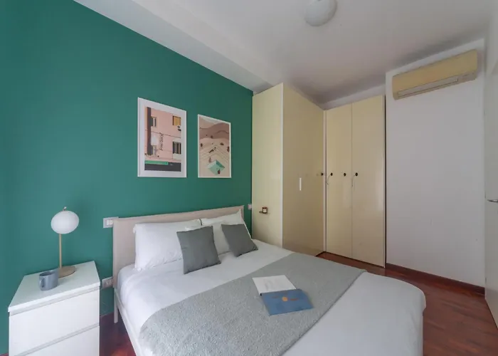 The Rent - One-bedroom With A Terrace In Corso Sempione Lägenhet *