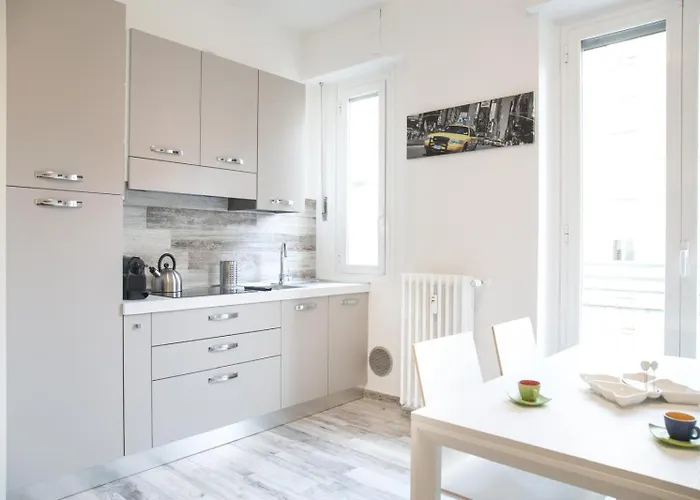 Appartement Mi Suzzani Milaan
