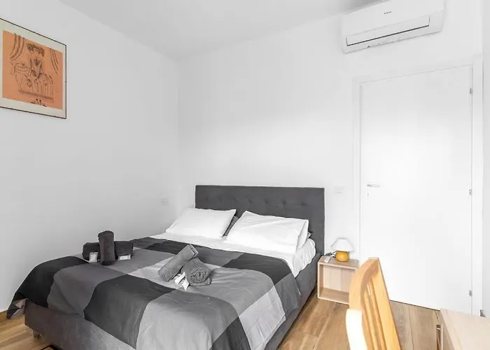 Apartmán X4-self Check-in-m2 Famagosta-ac *