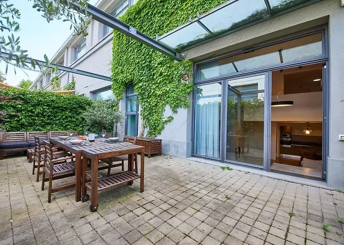 Ampia Casa Indipendente Con Giardino Privato * Milaan