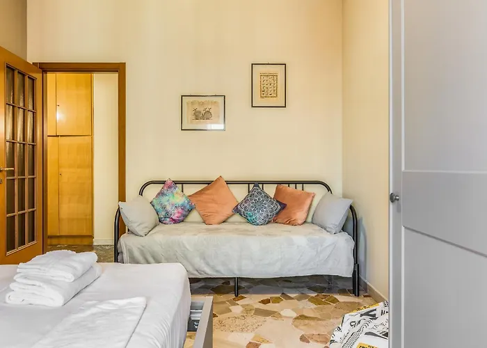 Apartment Via Morgantini 5 Pax Wi-fi Milan