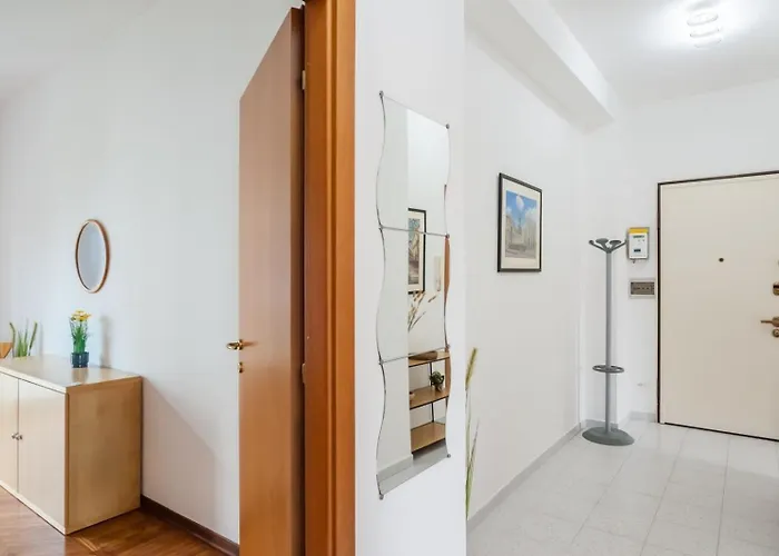 Myhome * Milán