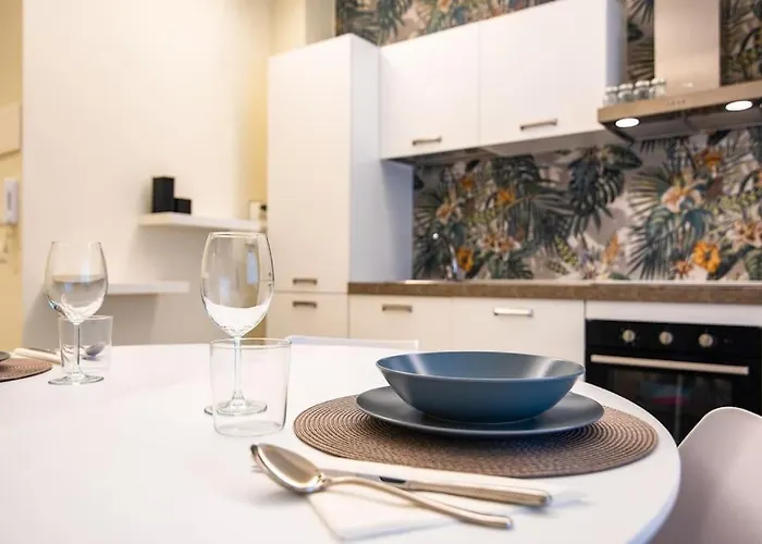 公寓 Modern Ac, Wifi Next To 2 Metro Line Stations And Life Area *