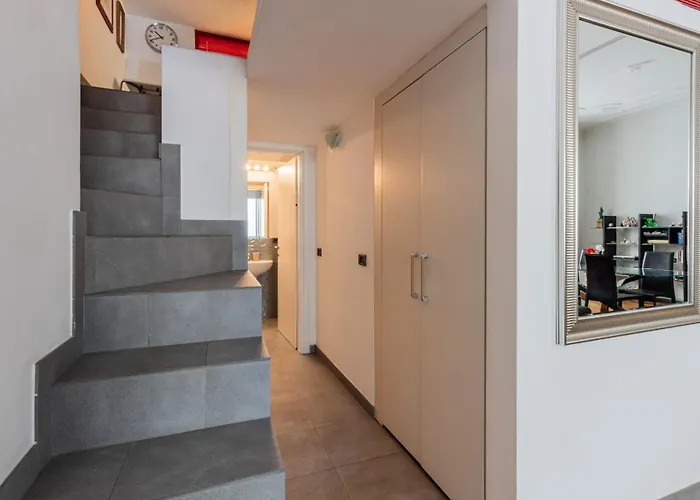 Appartamento Homeby, Maisonette Lodovica Milano