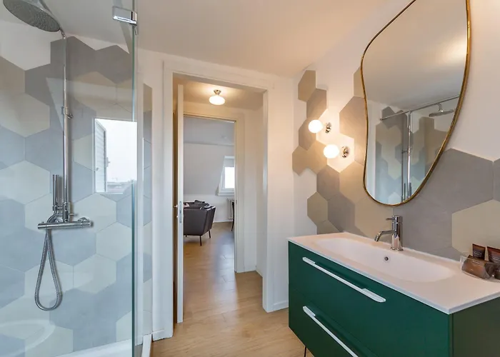 Daire 15 Min From Duomo & Brera *