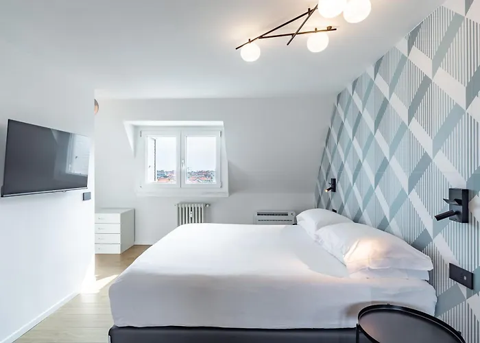 15 Min From Duomo & Brera Daire