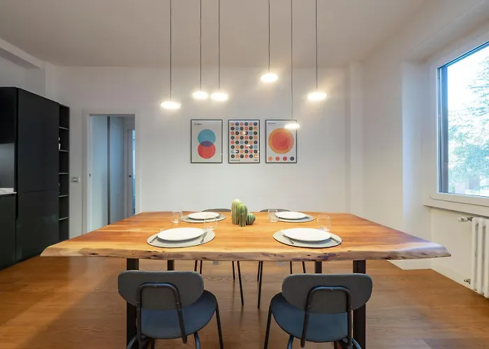 Appartamento In Stile, Comodo Ed Elegante
