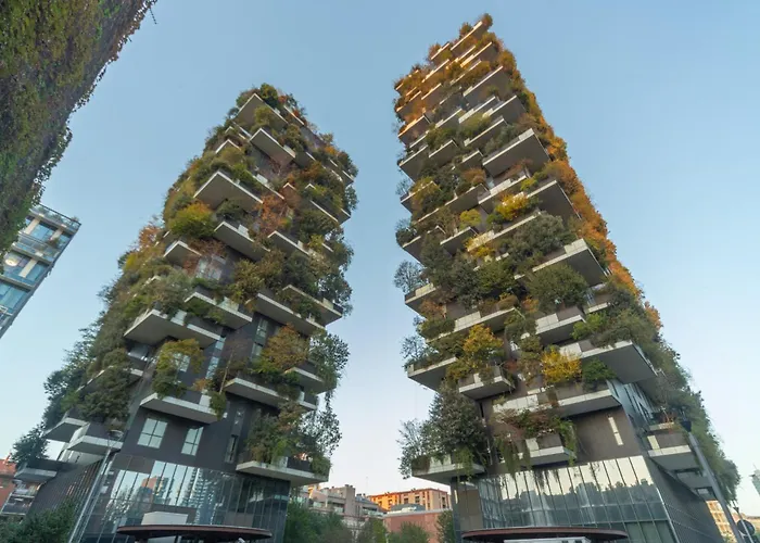 Modern Oasis Opposite Bosco Verticale アパート
