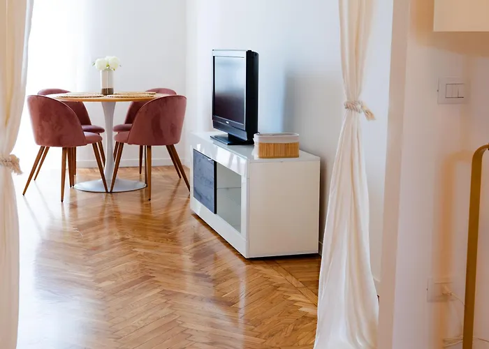 Appartement Casa Soperga, Corso Buenos Aires, Loreto,