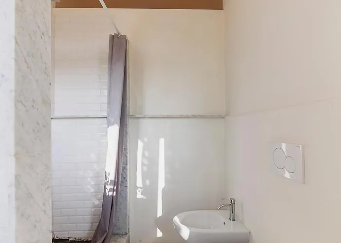 Luminoso In Porta Venezia Διαμέρισμα