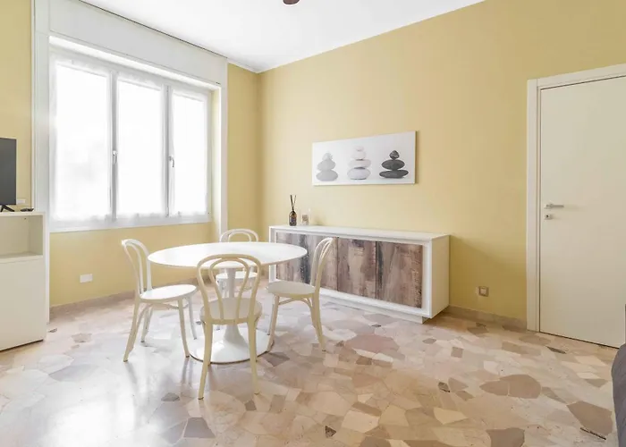 House San Siro M5 2 Netflix Lejlighed Milano