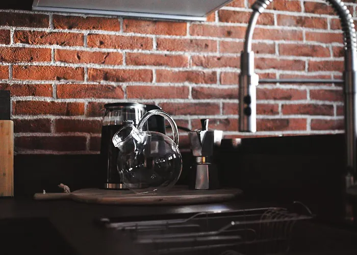 Hostmate - - Magenta 52 - Cadorna *