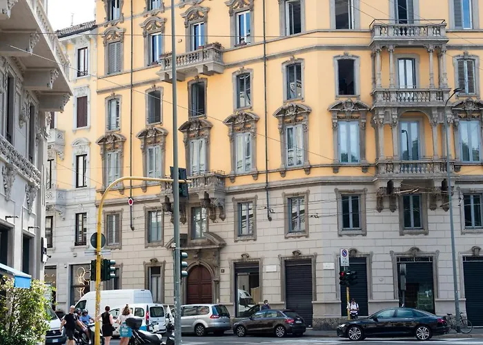 Ilcenacolo Cadorna Design 4 Persone Mico Mpx شقة