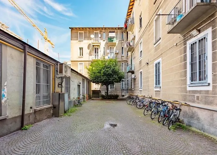 Appartement Navigli Duomo Bocconi Modern House Double-room Milaan
