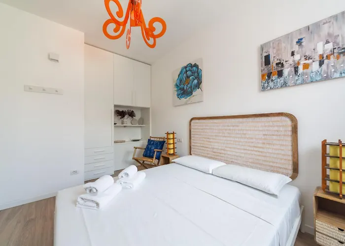 Spacious & Stylish 1-bedroom With Terrace * Milano