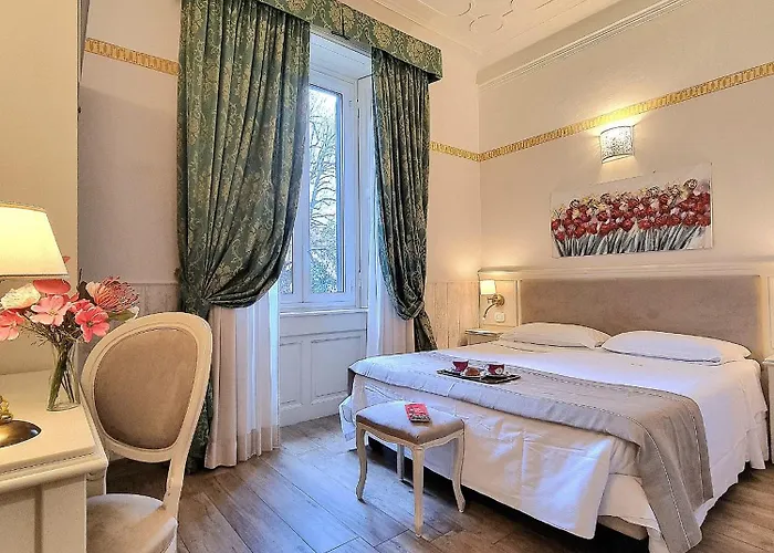Charly Hotel 3*