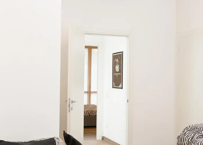 Mgm - Portaromana Tres Chic * Μιλάνο