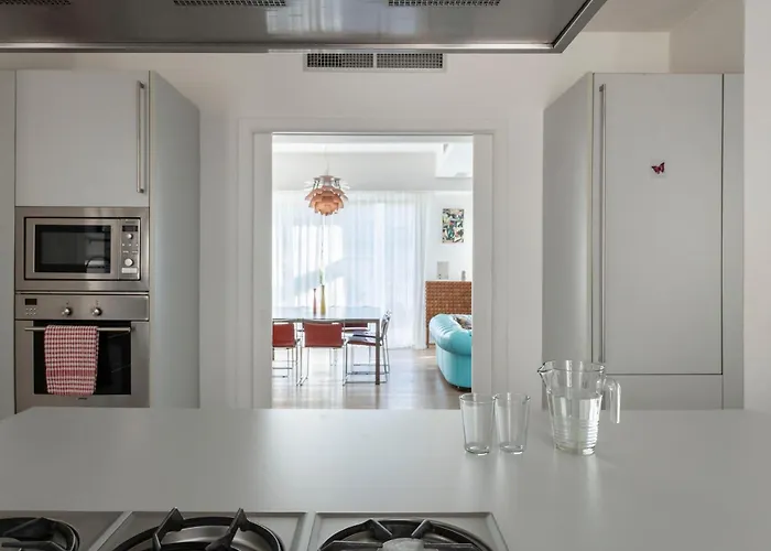 Design With Terrace, Modern And Stylish, 3 Bedrooms, 6 Guests Lejlighed *