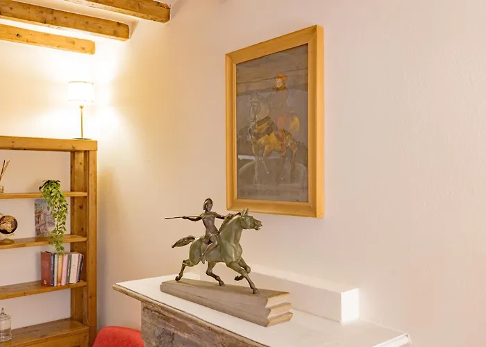 Luxury Naviglio House - 10 Min Cathedral Milano
