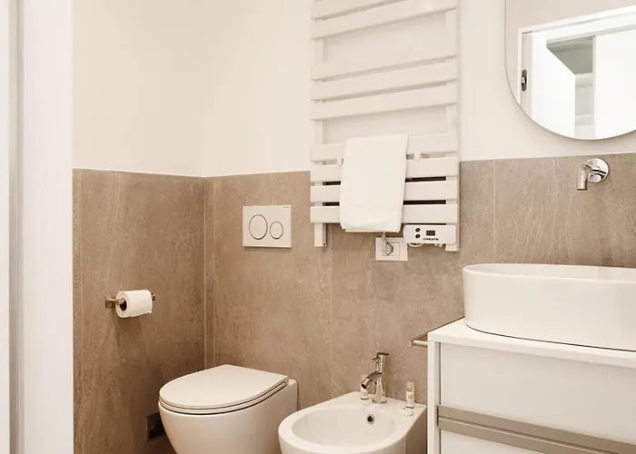 Stylish Flat Porta Venezia - Fast Wifi, Ac, Metro 1