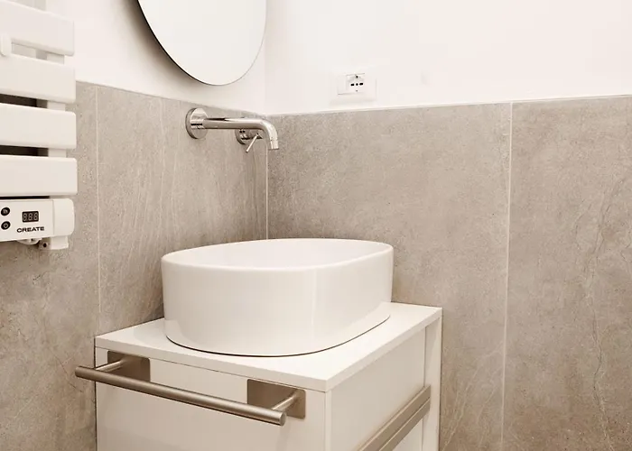 Stylish Flat Porta Venezia - Fast Wifi, Ac, Metro 1 Lejlighed