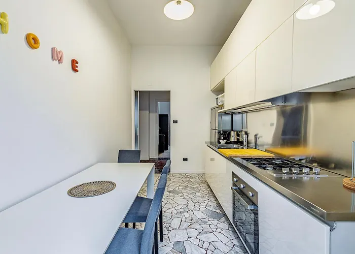 Luxury 4 Bedrooms In The Center Of Mailand