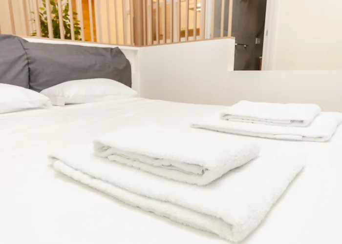 Vivimihome - Bligny Luxury House アパート