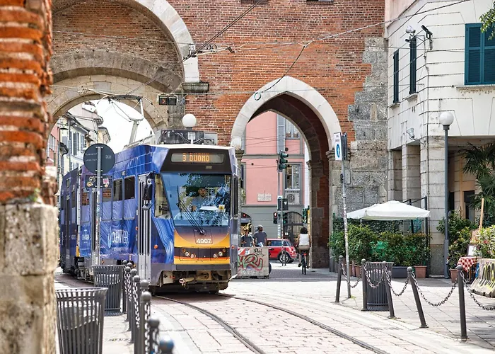 Just Urban - Bright Penthouse - Heart Of 10 Min To Duomo Apartment