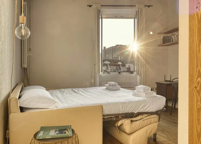 Apartment Just Urban - Bright Penthouse - Heart Of 10 Min To Duomo
