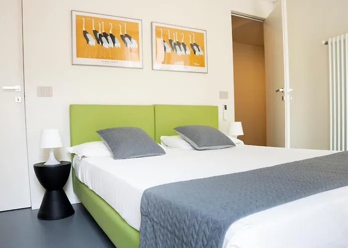 Апартаменты 3-bedroom Design House San Babila-tricolore-m4 *