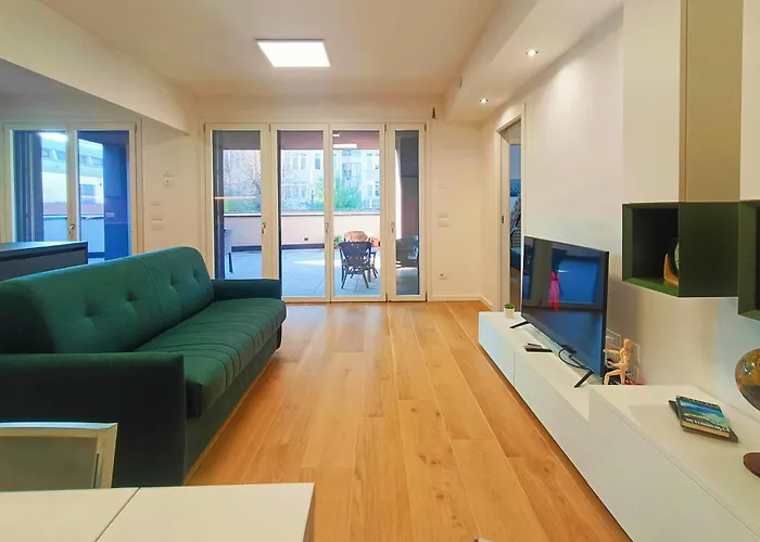 Апартаменты Yr Bicocca - 1 Min Walk To Metro