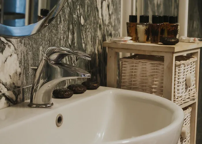 Prestige Boutique Homes - San Babila Apartment Milan