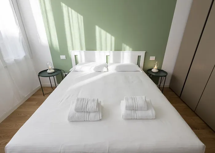Bilocale Di Design In Zona Chinatown - Sempione Apartmán *