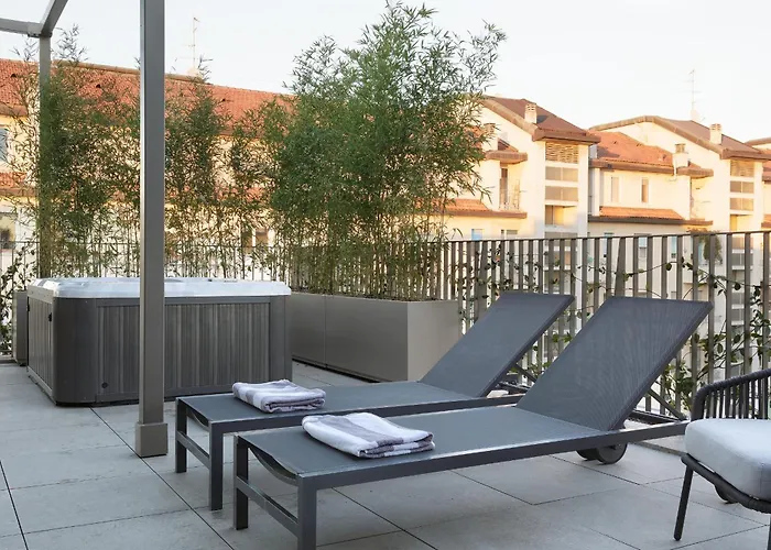 Compagnoni12 Luxury Penthouse With Private Jacuzzi And Lägenhet