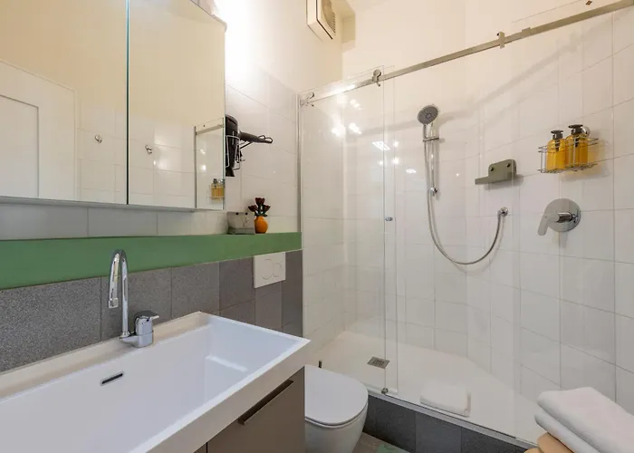 110mq Santa Sofia Apartment, In The Center Of Milan, 10 Min Walk From Duomo Apartament Mediolan
