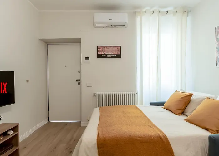 Casa Oriana 2 Centro-metro M1 Apartment