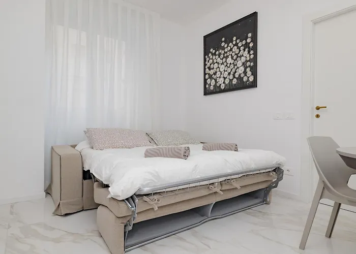 1co4 - Duomo - Luxurious And - ميلان