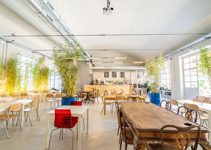 Bovisa Urban Garden Hostel Mediolan
