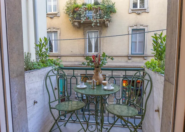 Luxury 2 Bedroom In Lägenhet Milano