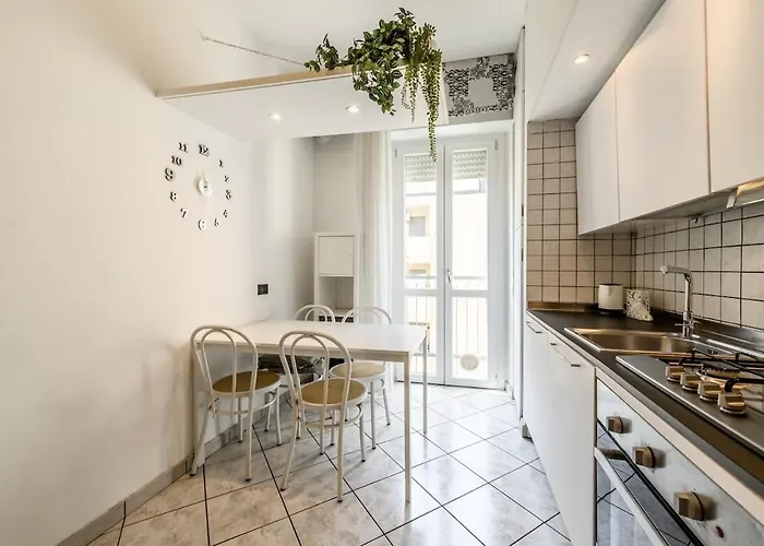 アパート Casa Gioia 50 Metres From The Metro Wifi Ac