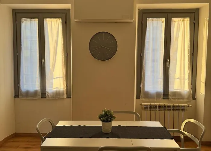 Design On Navigli Milaan