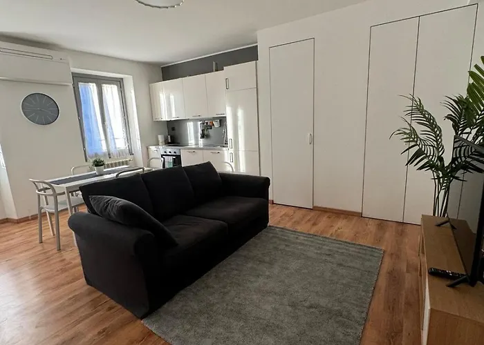 Appartement Design On Navigli